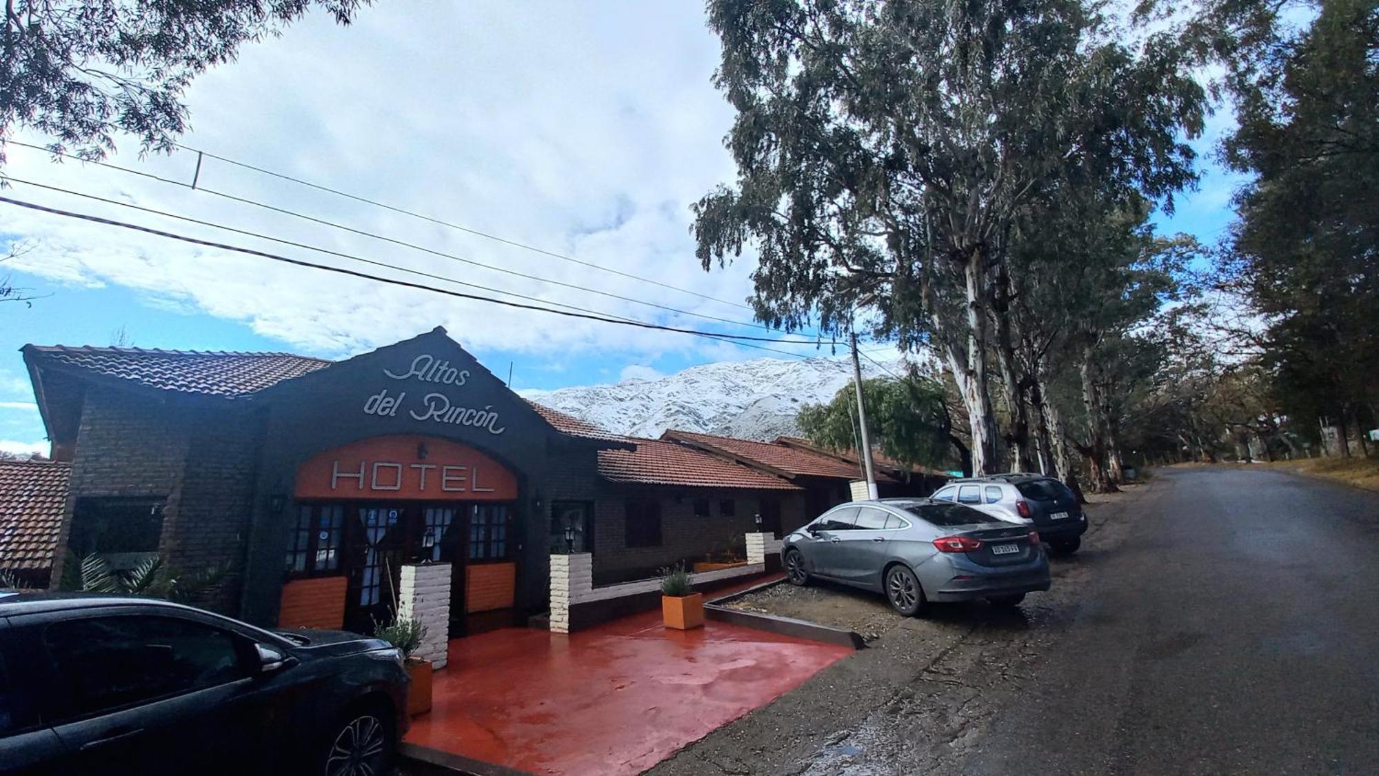 Hotel Altos Del Rincon Merlo Buitenkant foto